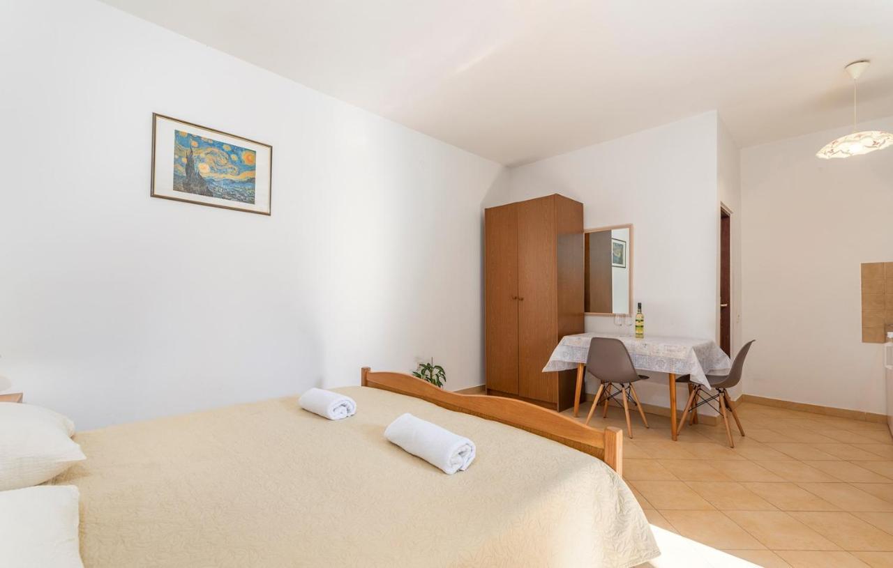Mirjana Spada Porec Room photo